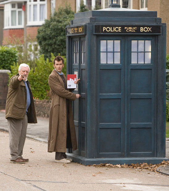 http://scifi-tv.ru/images/news/Doctor_Who_The_End_Of_Time.jpg