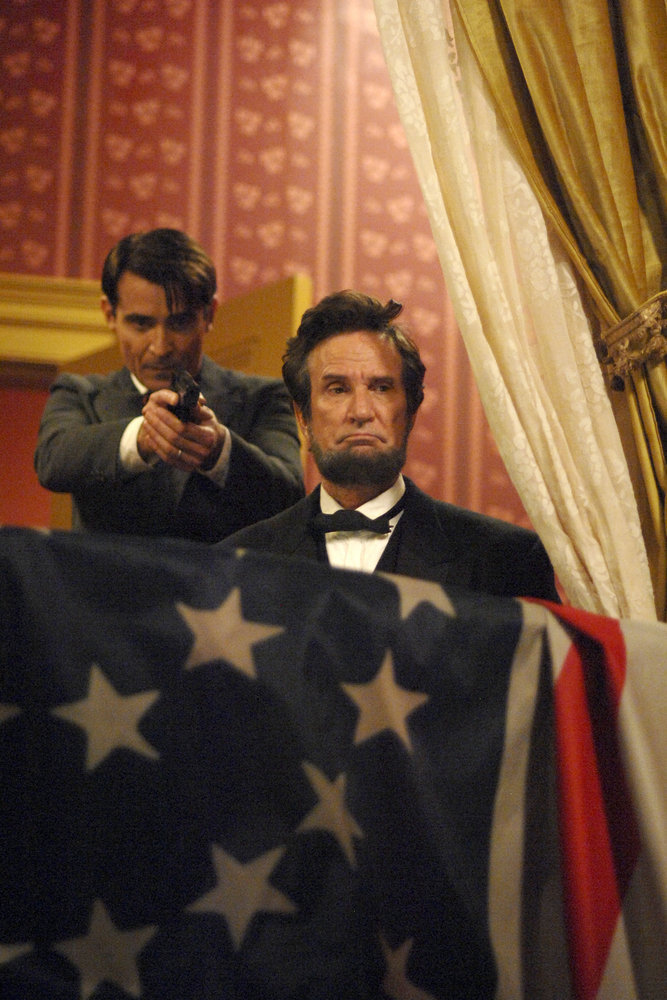 Вне Времени "The Assassination of Abraham Lincoln" - 2 серия 1 сезона