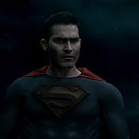 CW сохранил Супермена и Лоис на четвертый сезон, но избавился от Рыцарей Готэма